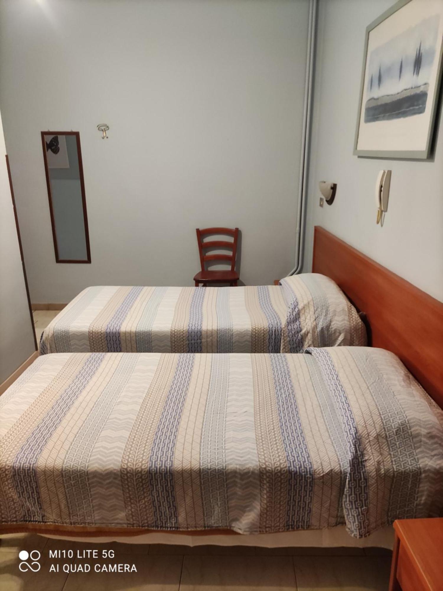 Hostal D'Annunzio House Cesano Boscone Dış mekan fotoğraf